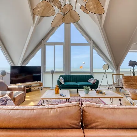Le Poseidon, Exceptionnel Face A La Avec Spa, Terrasse, 4 Un Vrai Coup De Coeur Fecamp
